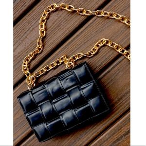 Women’s black bag!
